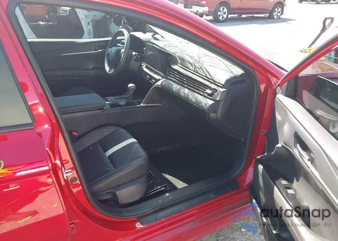 2025 Toyota Camry Se z USA, uszkodzony, nr VIN 4T1DAACK1SU148117